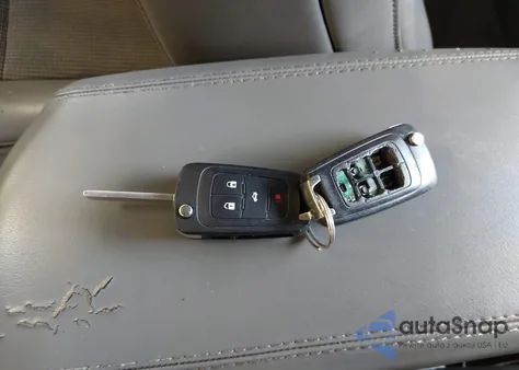 2015 Chevrolet Malibu 1Lt из США, поврежденный, VIN 1G11C5SL8FF227614